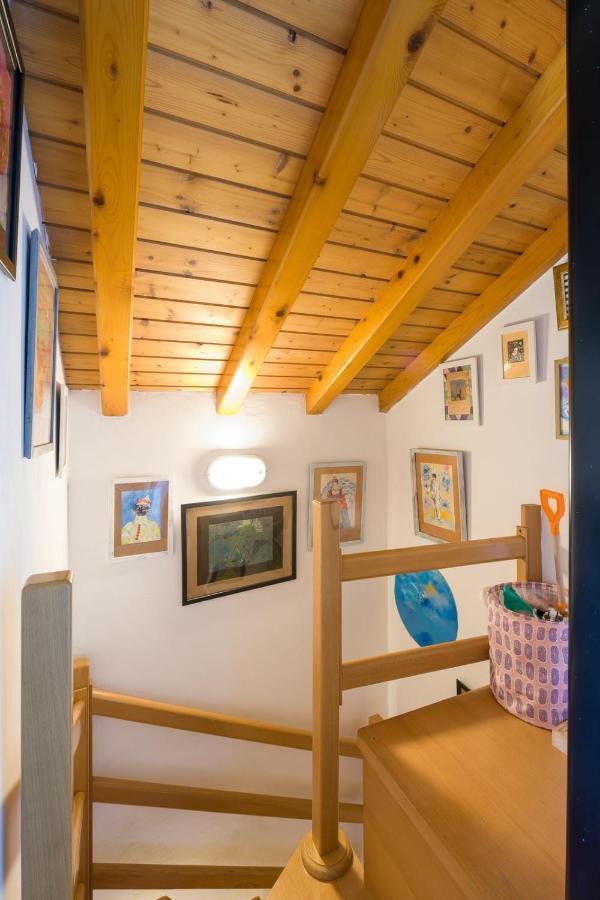 Night Galleria Holiday Home - Bed & Art In Burano - The Pink House Bagian luar foto